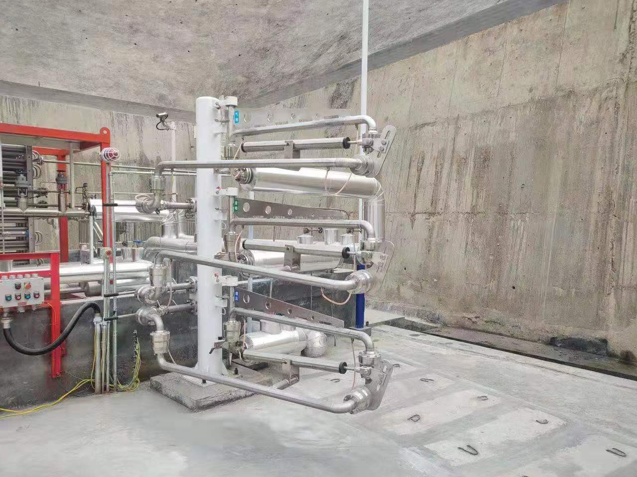 連云港盛虹石化低溫鶴管使用現(xiàn)場(chǎng)